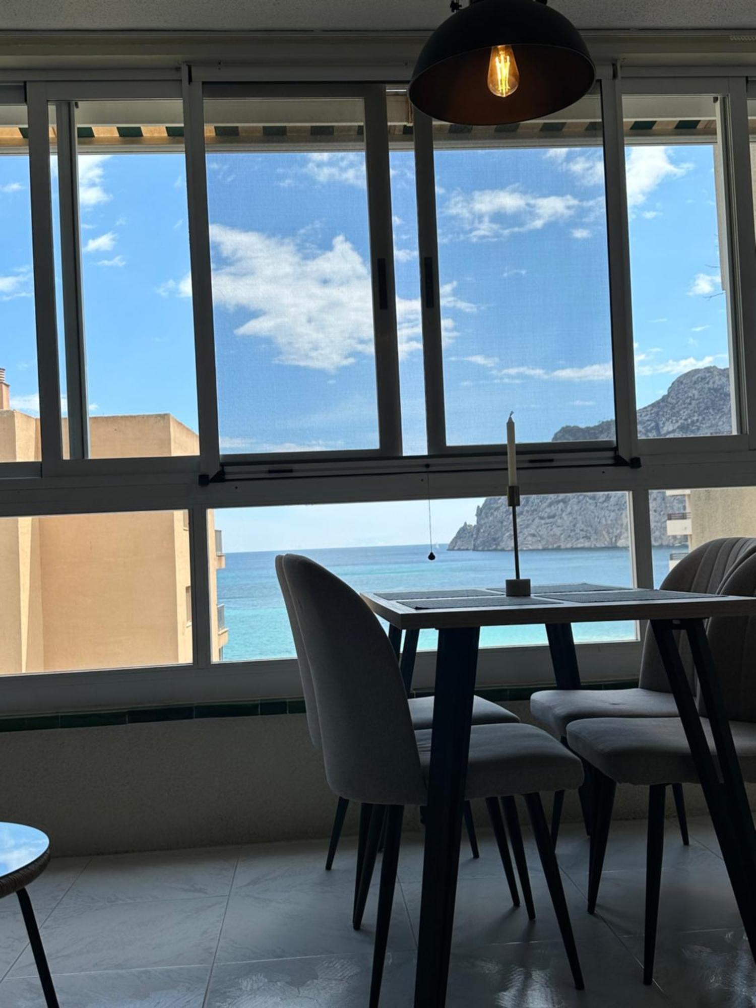 Alecus Apartment Калпе Екстериор снимка