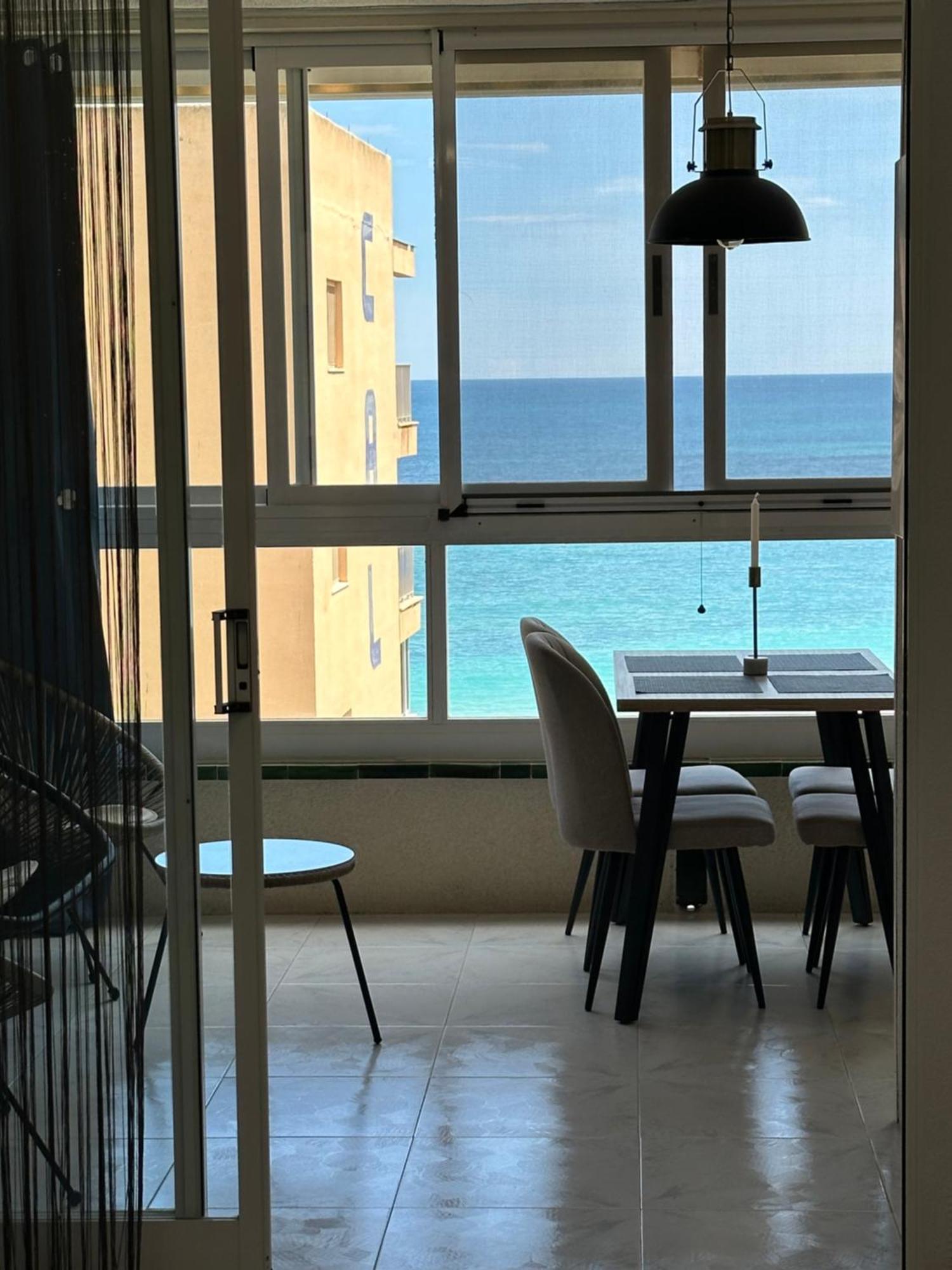 Alecus Apartment Калпе Екстериор снимка